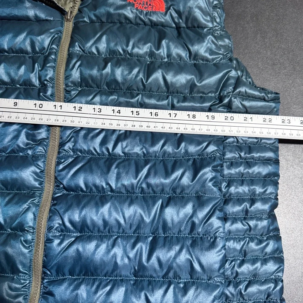 The North Face Puffer Vest Mens L Blue Solid Quilted 550 Down Insulated Pockets
